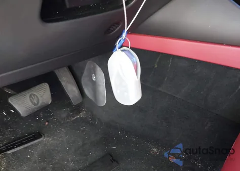 2020 Maserati Levante Levante z USA, uszkodzony, nr VIN ZN661XUA9LX352488